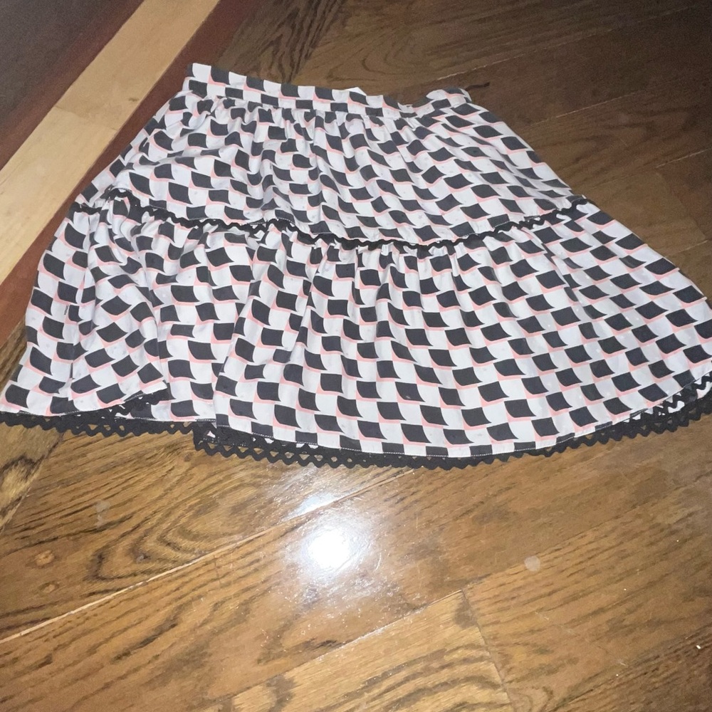 Silk Jacquard Scalloped Check Skirt, White size 34